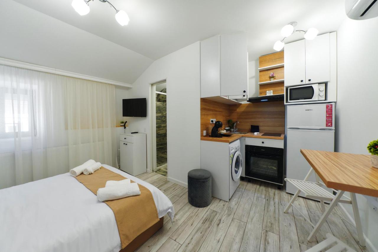 Bella House Apartaments Craiova Extérieur photo