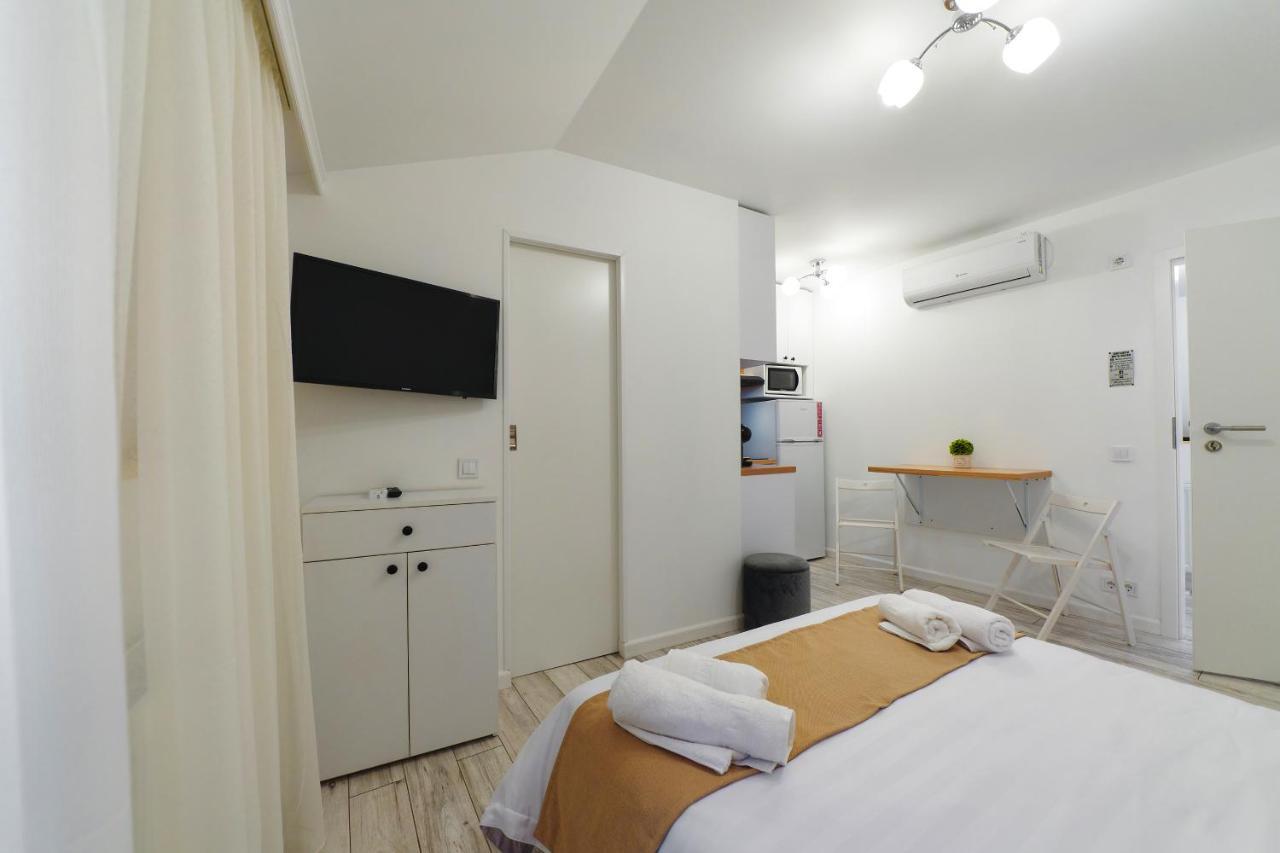 Bella House Apartaments Craiova Extérieur photo